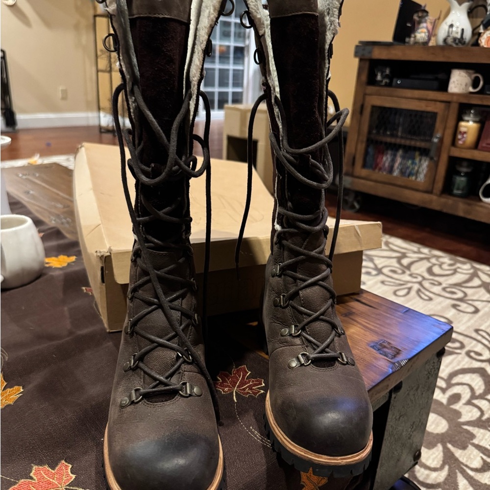 Timberland Dark Brown Lace-Up Boots